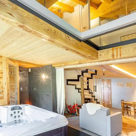 Aux Pieds Du Roi - & Aparthotel 4*