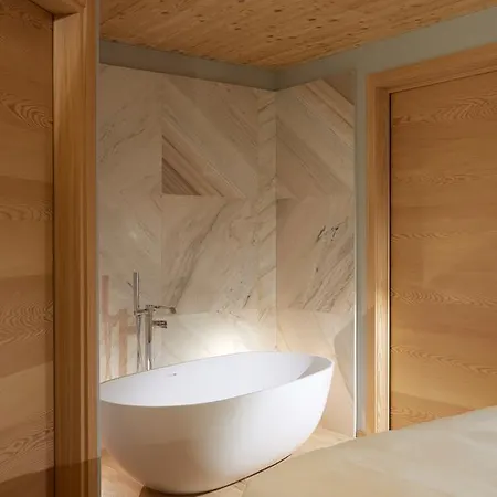 Aux Pieds Du Roi - & Aparthotel Breuil-Cervinia