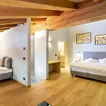 Aparthotel Aux Pieds Du Roi - & Breuil-Cervinia