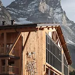 Aparthotel Aux Pieds Du Roi - & Breuil-Cervinia