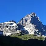 Aparthotel Aux Pieds Du Roi - & Breuil-Cervinia