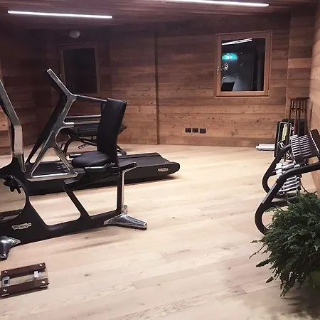 Lägenhetshotell Aux Pieds Du Roi - & 4*