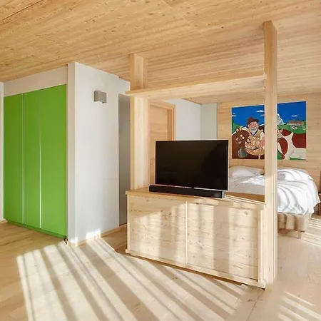 Aux Pieds Du Roi - & Lägenhetshotell 4*