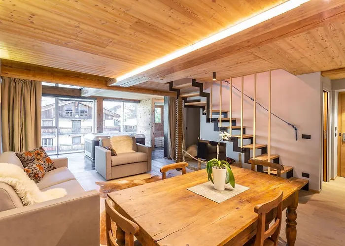 Aux Pieds Du Roi - & Lägenhetshotell 4*